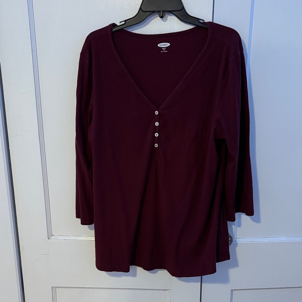 Old Navy Women's Long Sleeve V-Neck Top - Dark Purple